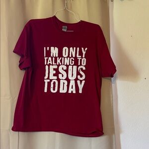 Gildan Red Graphic Tee